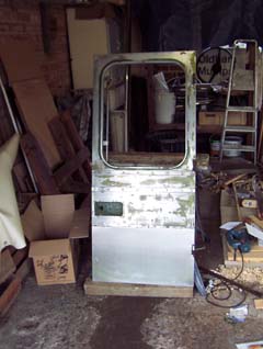 AEC Swift, BPH 106H, Repairs to Emergecy Door © J.Wilkins