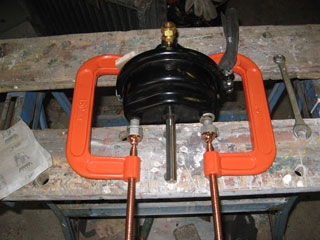 AEC Swift brake chambers &copy; J.Wilkins