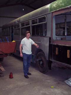 AEC Swift, BPH 106H, Swapping the wheels © J.Wilkins